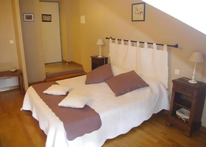 Domaine Hias 3* Angoumé